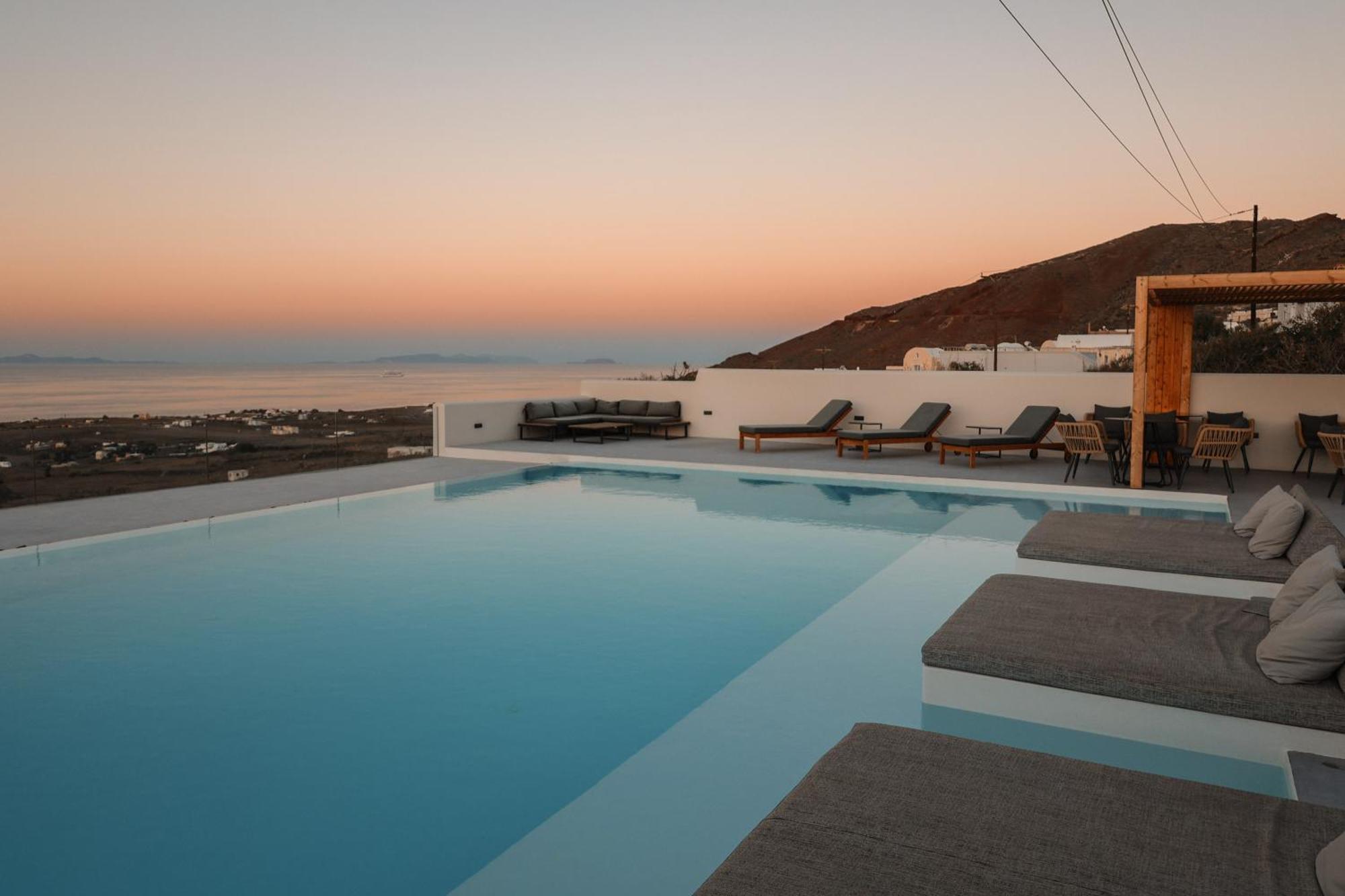 North Wind Luxury Suites Oia  Ngoại thất bức ảnh